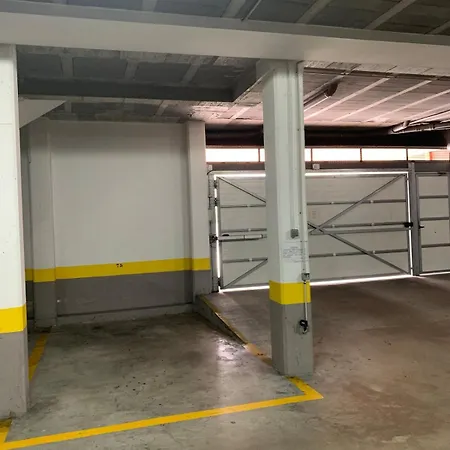 Piscina Y Garaje Cerca Del Centro By * فيجو