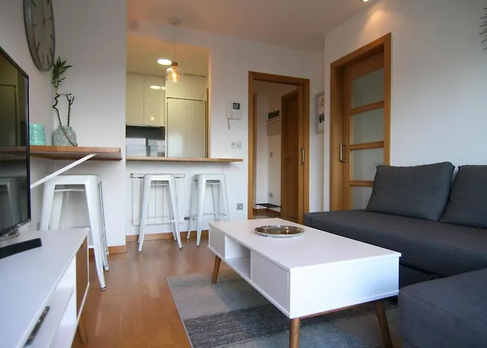 Lejlighed Piscina Y Garaje Cerca Del Centro By Vigo