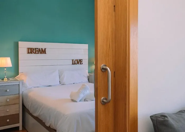 Lejlighed Piscina Y Garaje Cerca Del Centro By Vigo