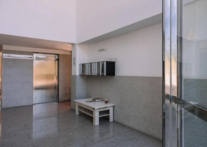 Lejlighed Piscina Y Garaje Cerca Del Centro By Vigo