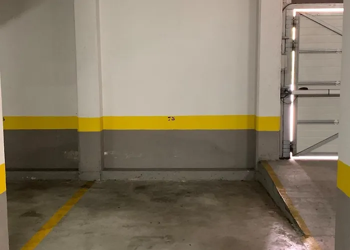 Lejlighed Piscina Y Garaje Cerca Del Centro By Vigo